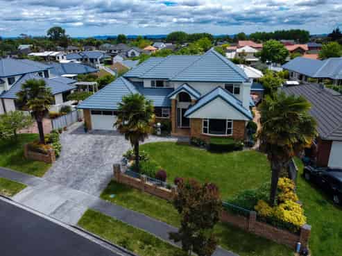 56 Keswick Cresent, Huntington