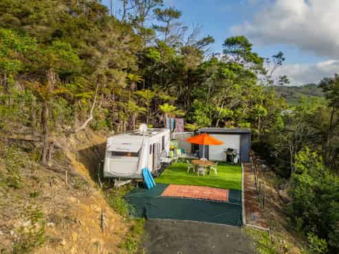 25 Orchard Road, Hahei