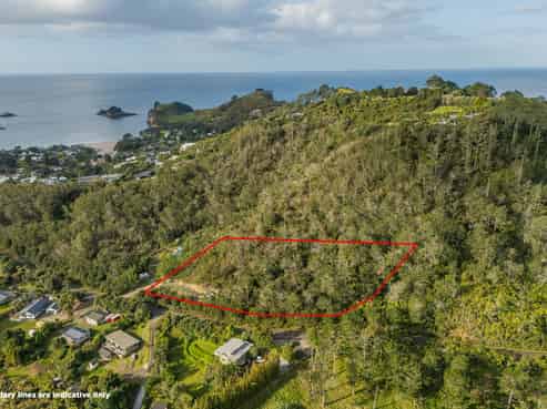 25 Orchard Road, Hahei