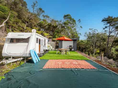 25 Orchard Road, Hahei