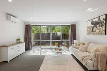 35/B Ruskin Street, Addington