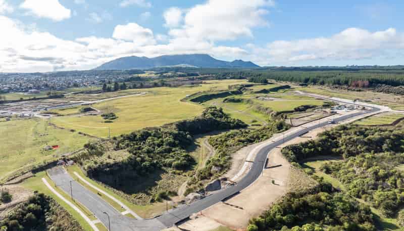 Stage 15 Nga Roto Estate, Wharewaka