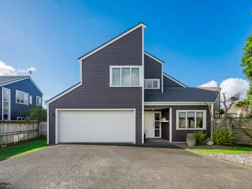 18b Monarch Place, Paraparaumu Beach