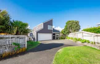 18b Monarch Place, Paraparaumu Beach