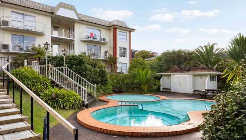 12/10 Hunter Street, Hamilton Lake