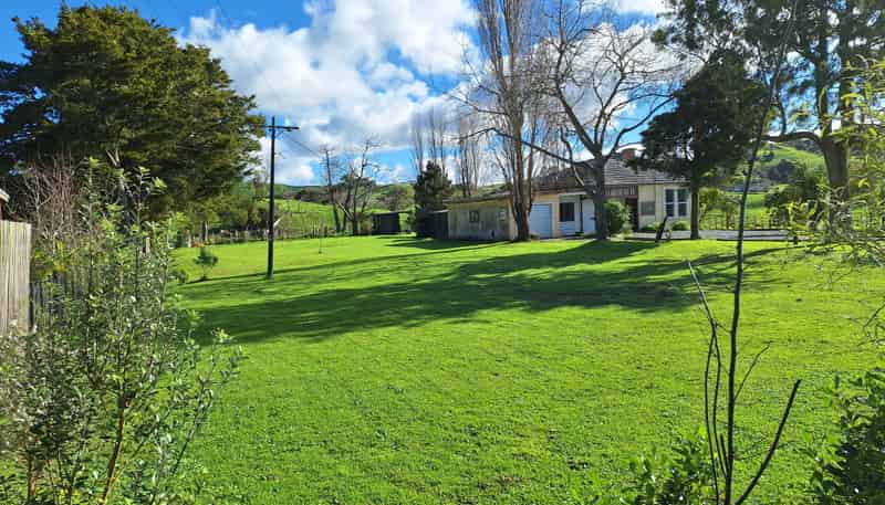 2354 Paparoa-Oakleigh Road, Paparoa