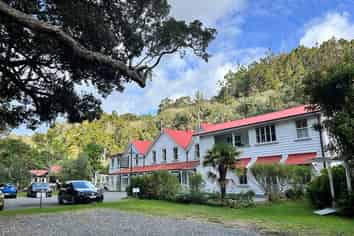 Charming Tenancy Available Now