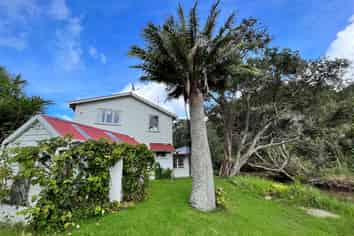 Charming Tenancy Available Now