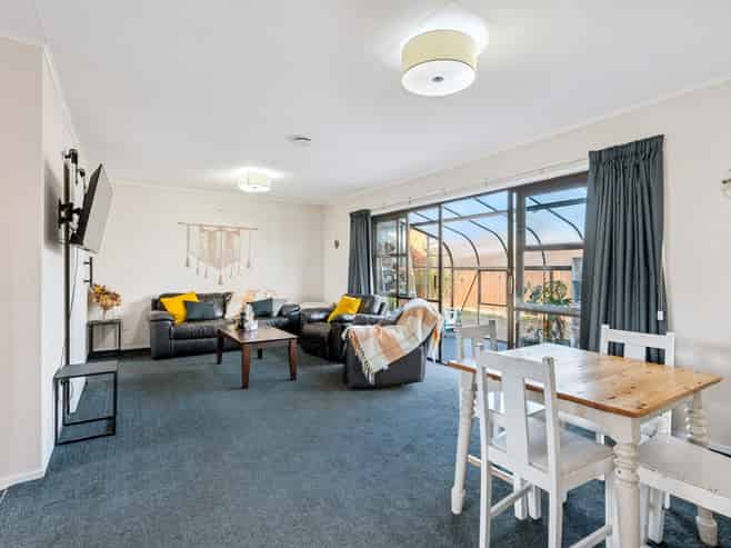 14B Ravelston Street, Saint Kilda