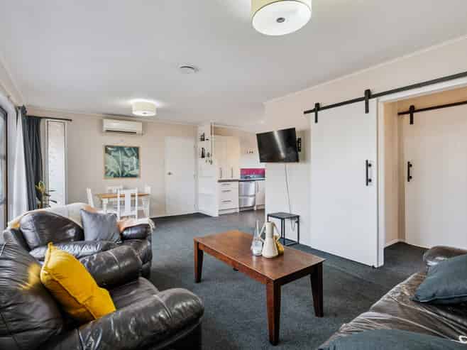 14B Ravelston Street, Saint Kilda