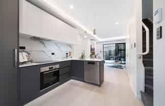 5/52 Newington Road, Henderson