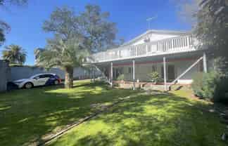 2/91 Sarsfield Street, Herne Bay