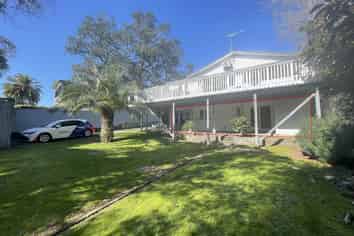 2/91 Sarsfield Street, Herne Bay