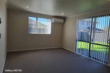 36 Misty Valley Drive, Henderson Valley