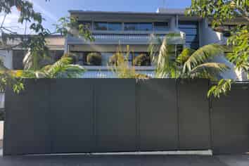 6/15 George Street, Newmarket