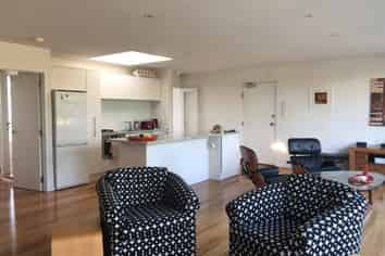 6/15 George Street, Newmarket