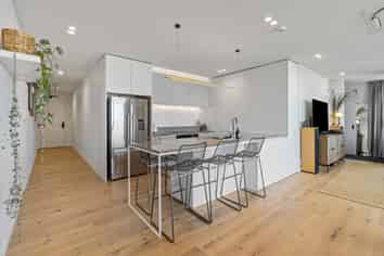 303/359 Cameron Road (Vantage Apts), Tauranga Central