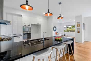 487A East Coast Road, Murrays Bay