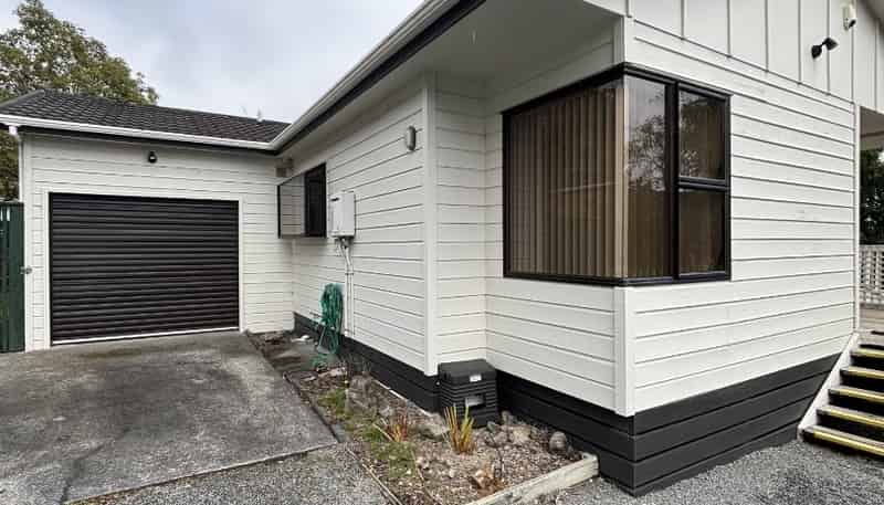 9 Monarch Grove, Maoribank