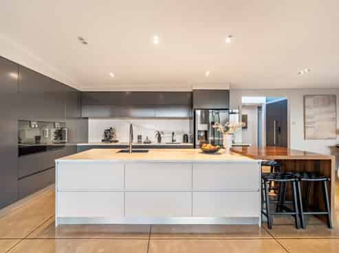 32 Roys Road, Plimmerton