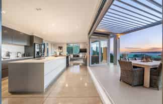 32 Roys Road, Plimmerton