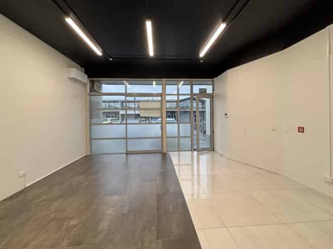 Light Industrial Unit for showroom or office
