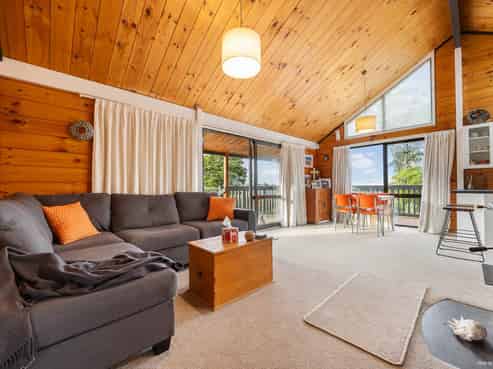 8 Clark And Denize Road, Pukekawa