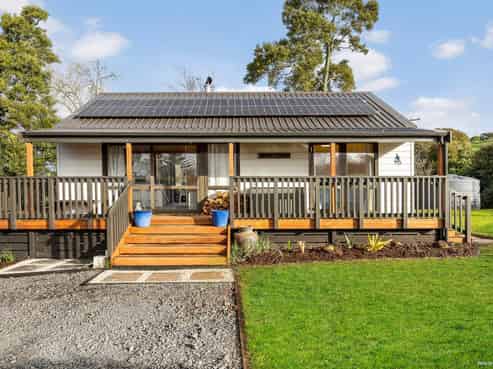 8 Clark And Denize Road, Pukekawa