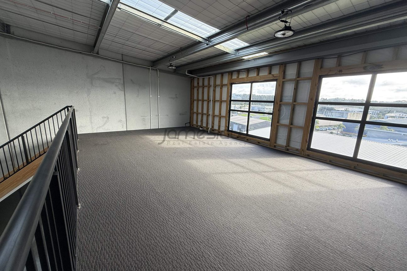 Versatile Silverdale Industrial Unit - More