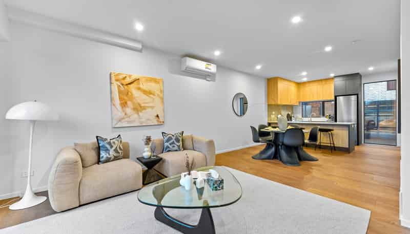 8/10 Meadowbank Road, Meadowbank
