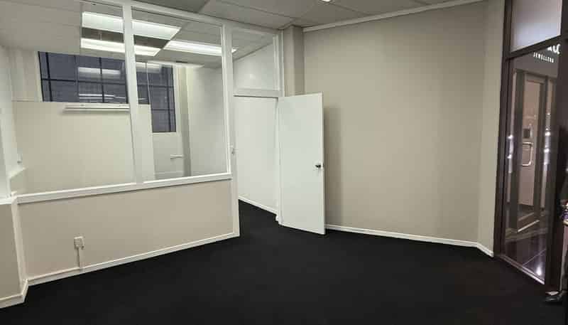 GF 5/87 Queen Street, Auckland Central