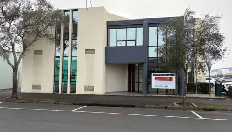 213 Queen Street West, Hastings