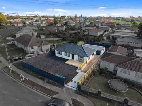 8 Guthrey Place, Otara