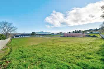 12, 14, 16 Kahikatea Drive, Gore