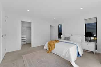295B Sunset Road, Sunnynook