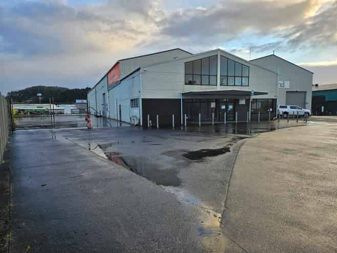 Industrial Facility - Ready to Refurbish