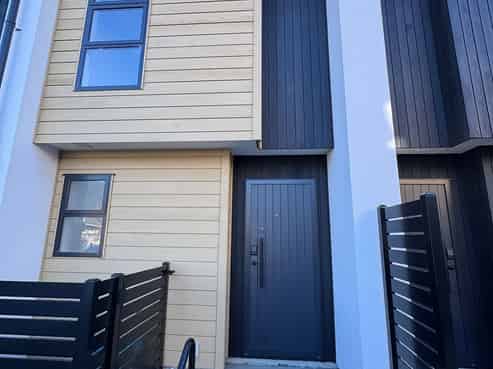 14/240 Stokes Valley Road, Stokes Valley