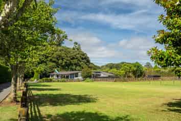694 Ngunguru Road, Glenbervie