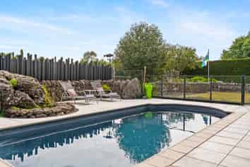 694 Ngunguru Road, Glenbervie