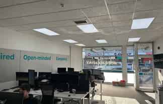 Highly Visible Retail/Office near Queensgate