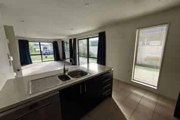 2 Millesimes Way, Yaldhurst
