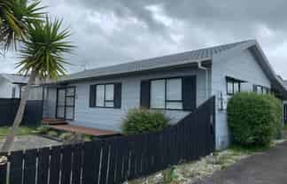 6 Nukumea Common, Orewa