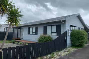 6 Nukumea Common, Orewa