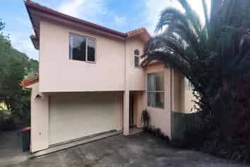 48 Monte Cassino Place, Birkdale