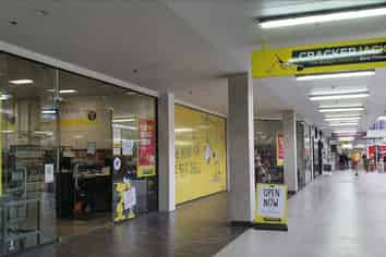 Large Format Retail at Southmall | 1,818 m2