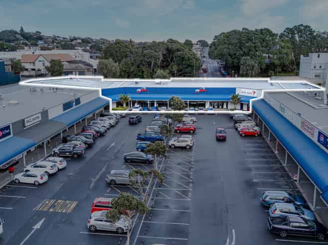 Top Class Investment with Anchor Tenant 