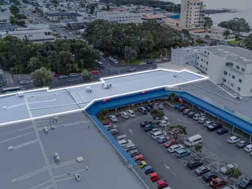 Top Class Investment with Anchor Tenant 