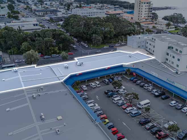Top Class Investment with Anchor Tenant 