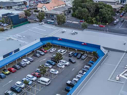 Top Class Investment with Anchor Tenant 