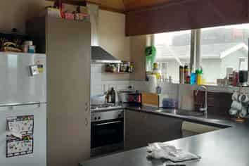 210 Sunnynook Rd, Sunnynook